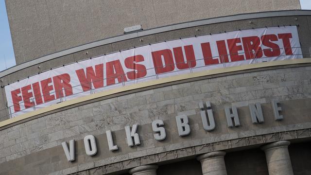 Berlin: Volksbühne verabschiedet verstorbenen Intendanten Pollesch