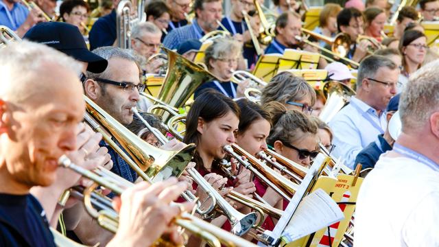 Musik: 15.000 Bläser bringen Hamburg beim Posaunentag zum Klingen