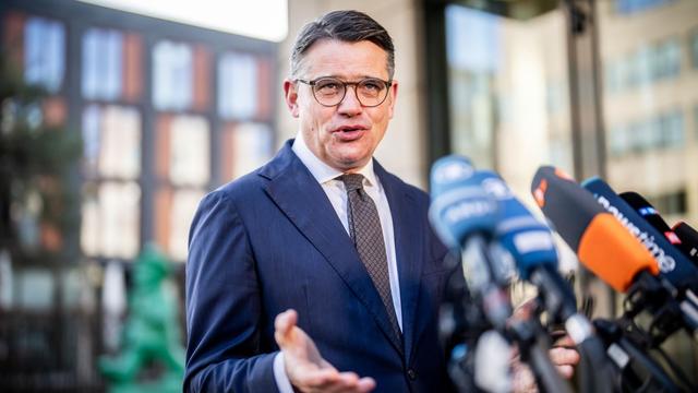 Regierung: Ministerpräsident Rhein für große Koalition im Bund