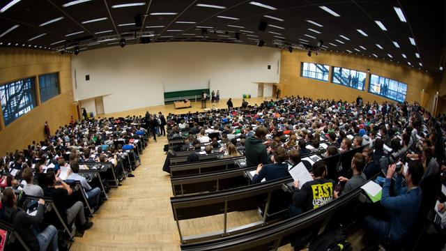 Hochschulen: KMK: Zahl der Studienanfänger soll in Sachsen wieder steigen