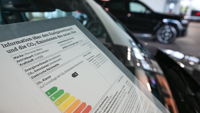 Auto: Von Grün bis Rot: Wie das Pkw-Label Verbrauchern helfen soll
