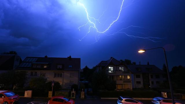 Wetterdienst: Extremer Starkregen und Hagel in Hessen möglich