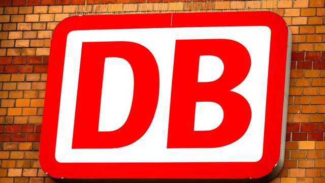 Schienenverkehr: Deutsche Bahn will Pünktlichkeit auf 80 Prozent steigern