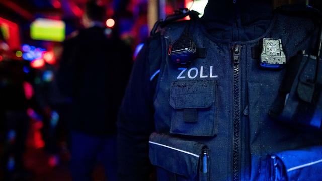 Nordrhein-Westfalen: 650 Polizisten bei Razzia gegen Türsteher-Szene