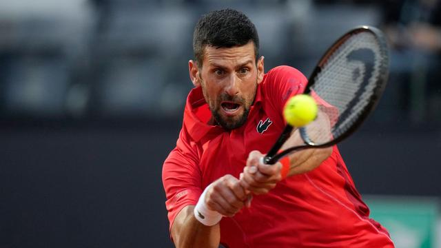 Tennis: Djokovic wurde beim Turnier in Rom von einer Flasche am Kopf getroffen