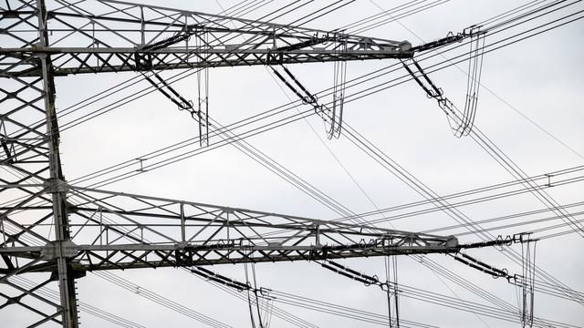 DIHK-Umfrage: Zahlreiche Betriebe von kurzen Stromausfällen betroffen