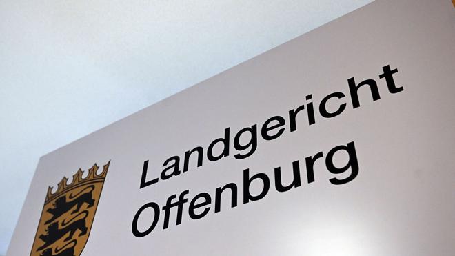 Vorgänge: Inschrift „Landesgericht Offenburg, im Gericht eingetragen.“