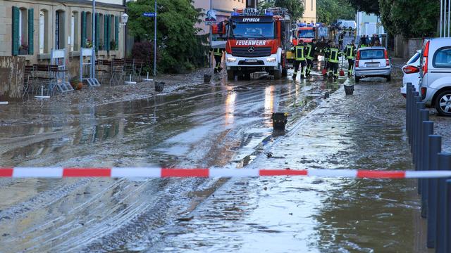 Unwetterfolgen: Aufräumarbeiten nach Überflutungen in Gemmingen