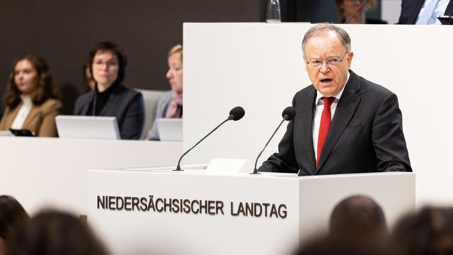 Landtag: Weil: Konsequente Strafen für demokratiefeindliche Taten