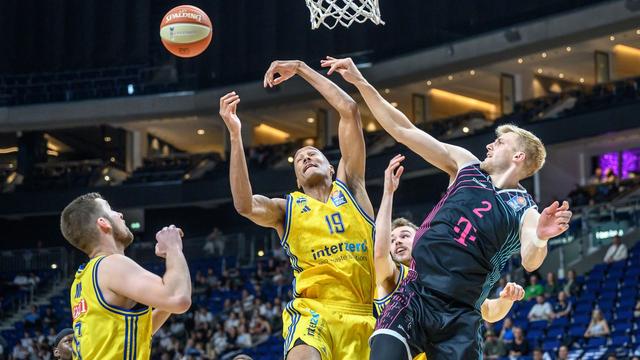 Basketball-Bundesliga: Alba Berlin gewinnt erstes Playoff-Spiel klar gegen Bonn