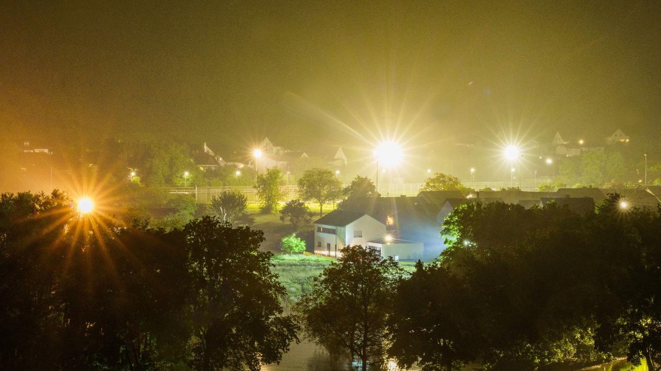 Wetter: Innenstadt von Zweibrücken nach Überschwemmung gesperrt | ZEIT ...