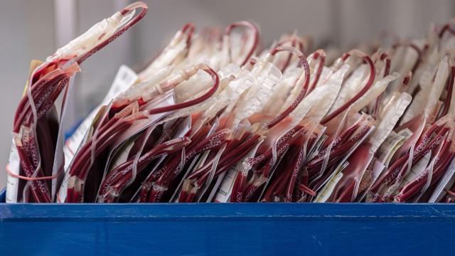 Großbritannien: Skandal um infizierte Blutkonserven sollte vertuscht werden