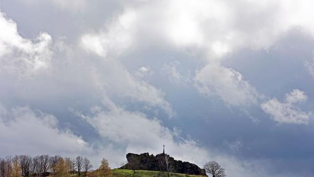 Wetter: Wolken und vereinzelte Schauer am Pfingstmontag