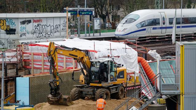 Bahnverkehr: Bahn erneuert Gleise zwischen Köln und Düsseldorf