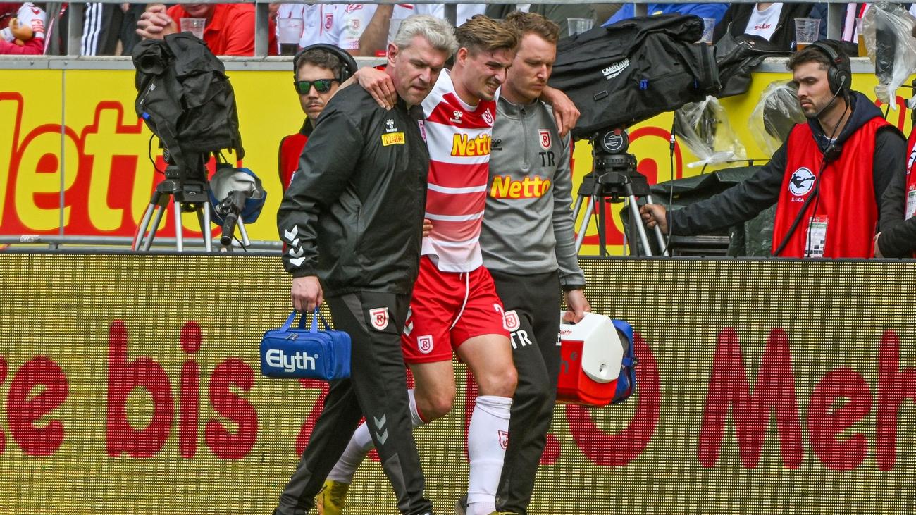 Pulled dynamically from the source outlet