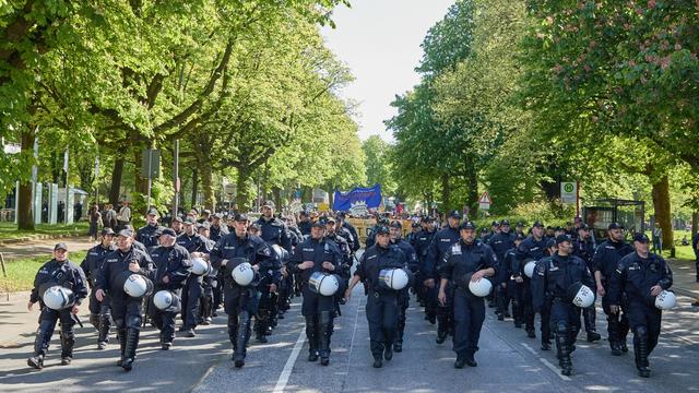 Einsätze: Hamburg zahlt drei Millionen für auswärtige Polizeikräfte