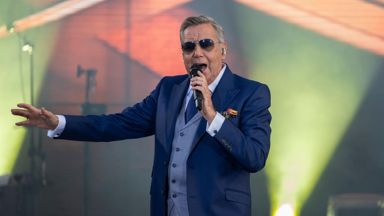 Pulled dynamically from the source outlet