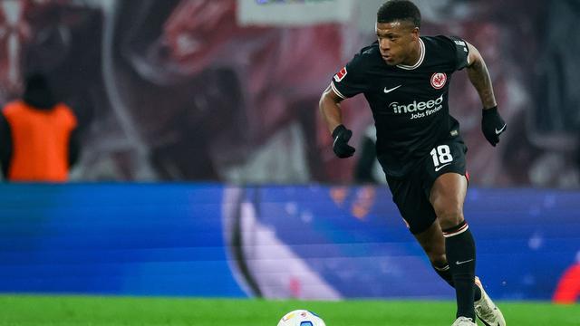 Fußball: Hannover leiht Angreifer Ngankam von Eintracht Frankfurt aus