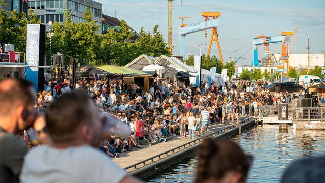 Start des Volksfestes: Leinen los: Die Kieler Woche ist eröffnet