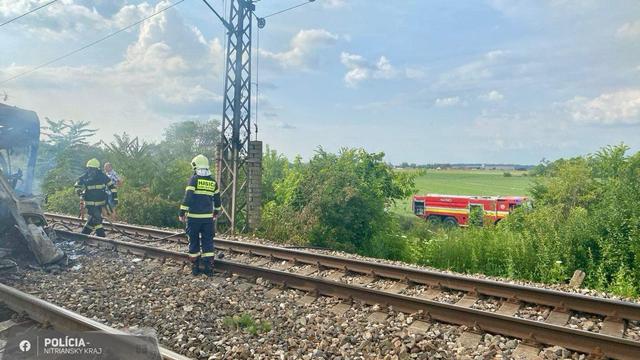 Unglück: Zug gegen Bus: Fünf Tote bei Zusammenstoß in der Slowakei