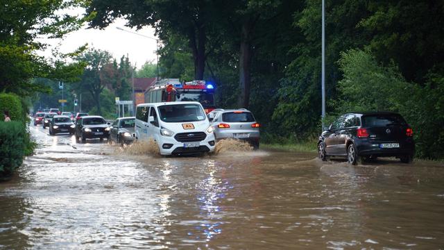 DWD: Regen und Gewitter zum Wochenende in NRW: Unwettergefahr