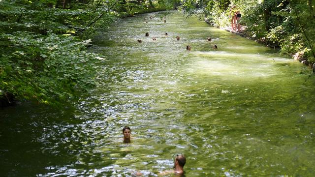 Notfälle: Spaziergänger finden Leiche im Eisbach