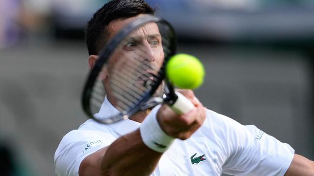 Wimbledon: Djokovic kampflos ins Halbfinale - de Minaur verletzt