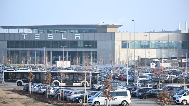 Tesla-Ausbau: Geplanter Ausbau von Tesla-Fabrik verschiebt sich