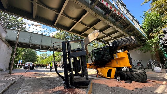 Nahverkehr: Schaden an Brücke - U1 fährt auf Teilstrecke weiter nicht