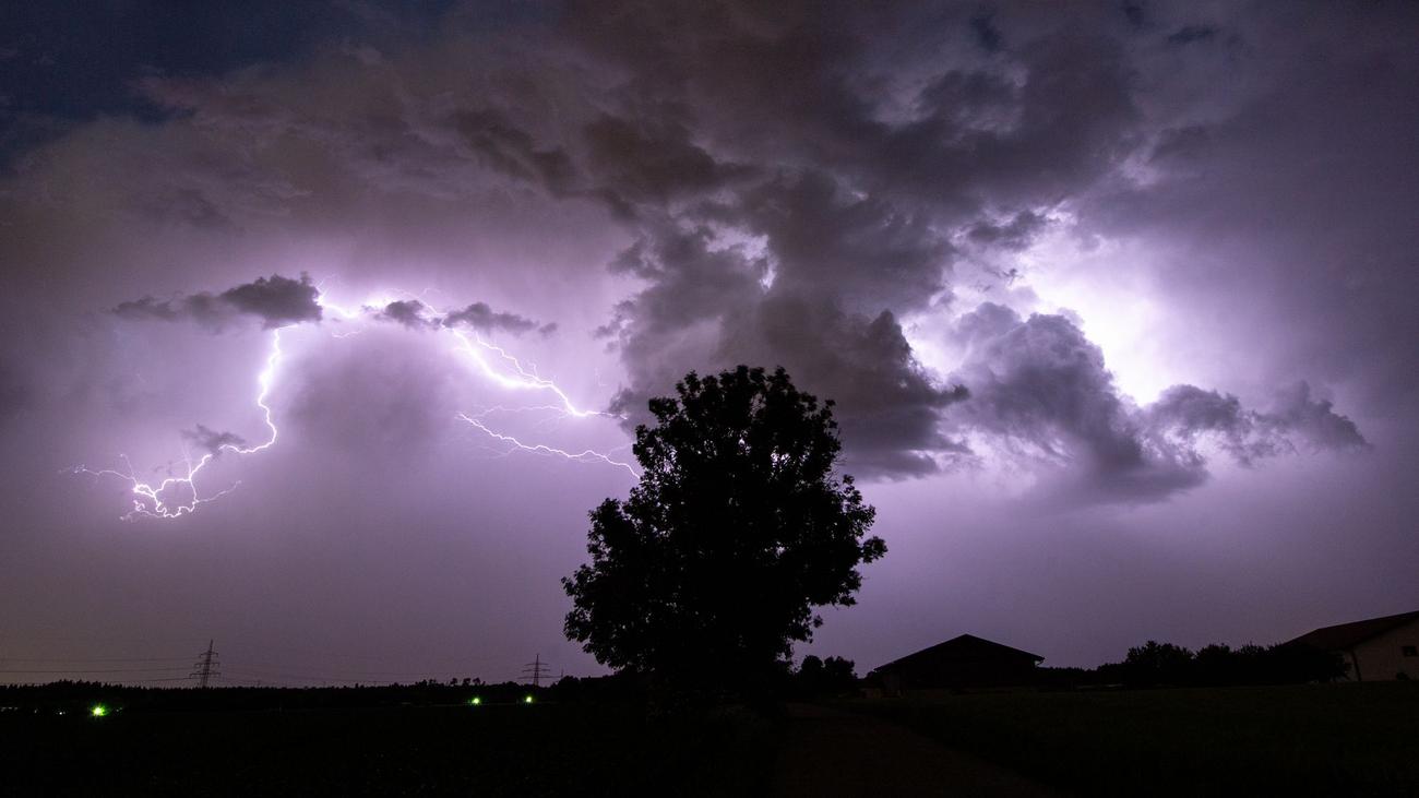 Lokale Unwetter: Wechselhaftes Wetter In Rheinland-Pfalz Und Im ...