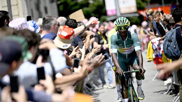 Tour de France: Nach Sturz: Sprinter Girmay kann Tour fortsetzen