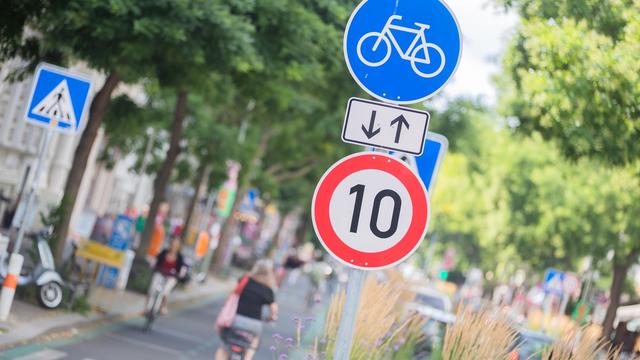 Bergmannkiez: Gericht: Tempo 10 für Radfahrer bleibt