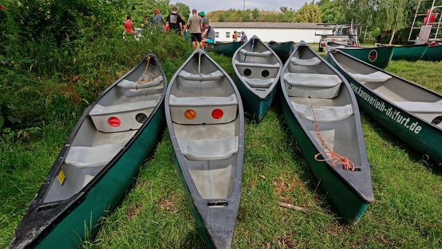 Kanu-Unglück: Fünf Kanus kentern - Rettungseinsatz im Fluss Hase