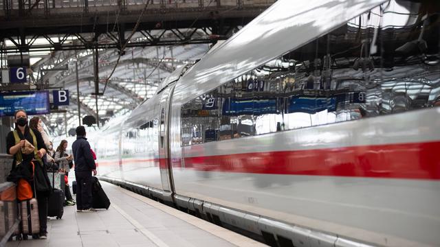 Zugverkehr: Bahn schickt vier Monate lang weniger ICE auf die Strecke