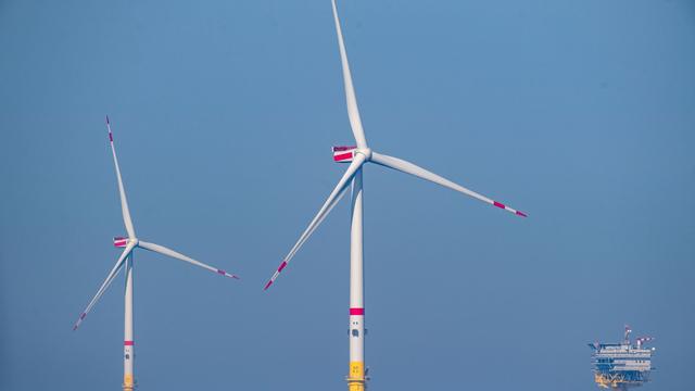 Erneuerbare Energien: Schwesig will Bau weiterer Windparks auf See ermöglichen