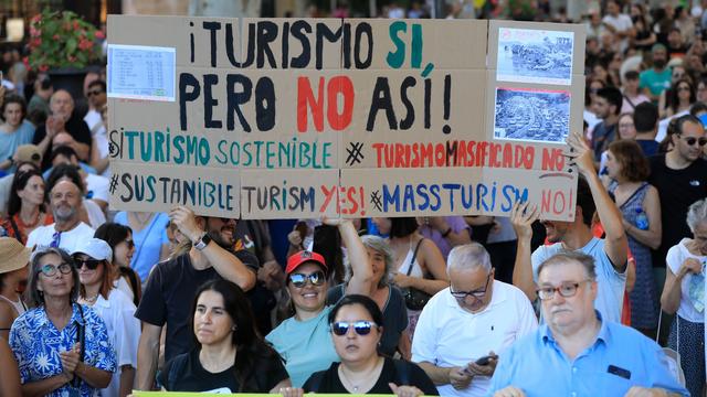 Proteste im Urlaubsparadies: Tausende demonstrieren gegen Massentourismus auf Mallorca