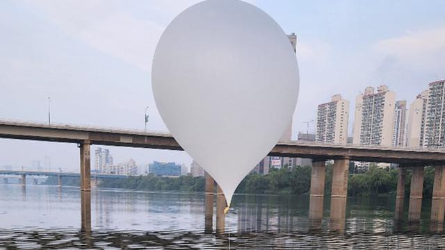 Provokationen an Grenze: Südkorea: Nordkorea schickt erneut Müll-Ballons