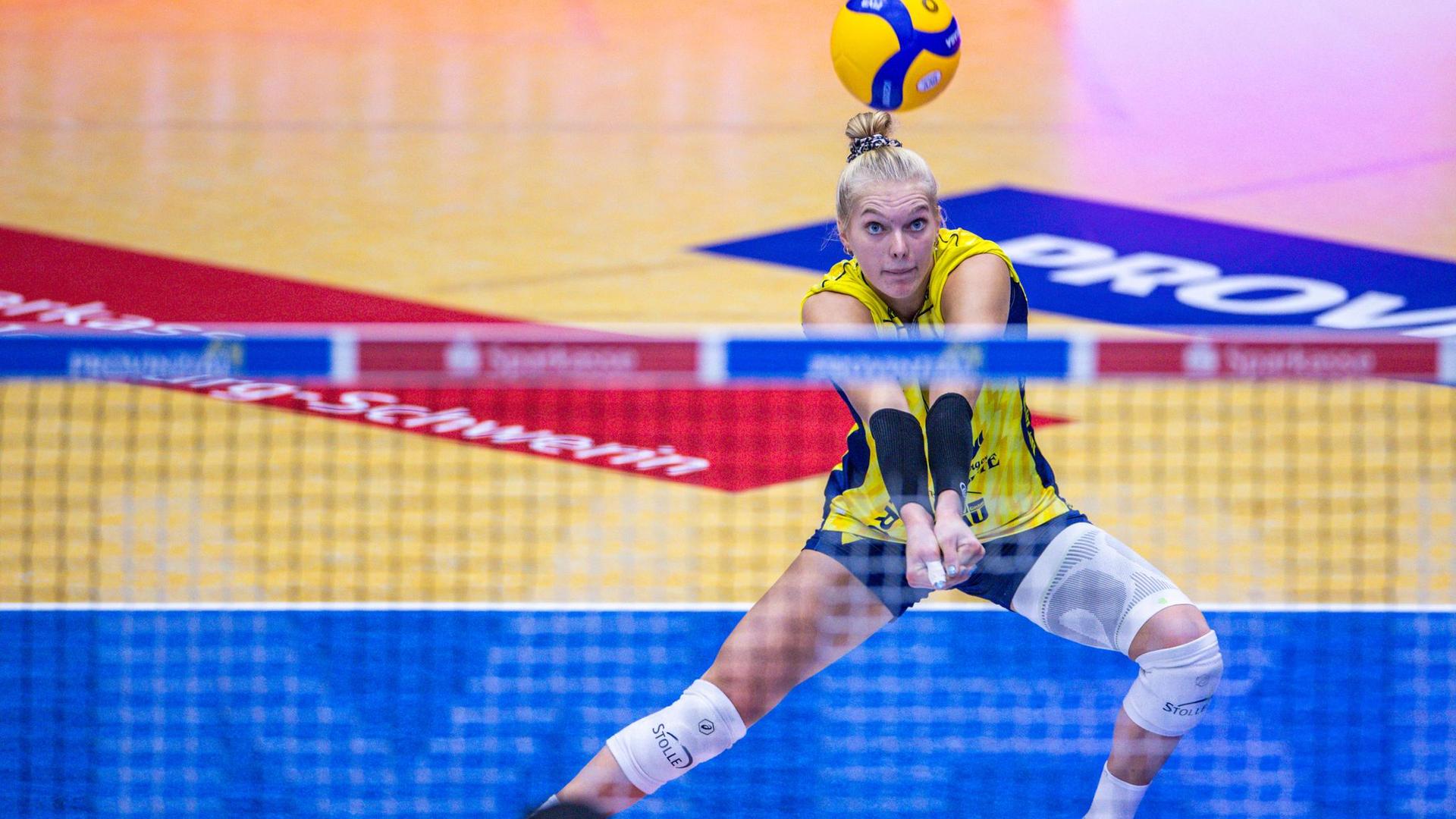 Beach-Volleyball: Schwerinerin Bock wechselt von der Halle in den Sand