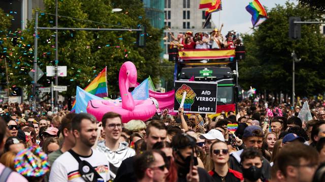 Rechte queerer Menschen: Berliner CSD mit politischen Forderungen eröffnet