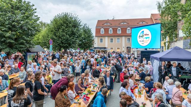 Kleinstadt wird ausgezeichnet: Herrnhut feiert Weltkulturerbetitel mit Bürgerfest