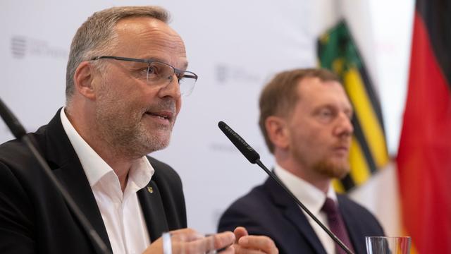 Energie und Migrationspolitik: Neubauer kritisiert nach Rücktritt Kretschmer