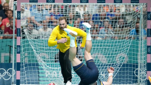Olympia-Auftakt: Wolff überragt: Handballer schlagen Schweden