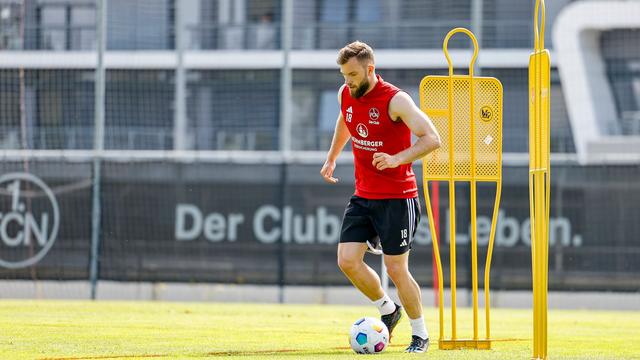 2. Fußball-Bundesliga: 1. FC Nürnberg verleiht Stürmer Wintzheimer nach Essen