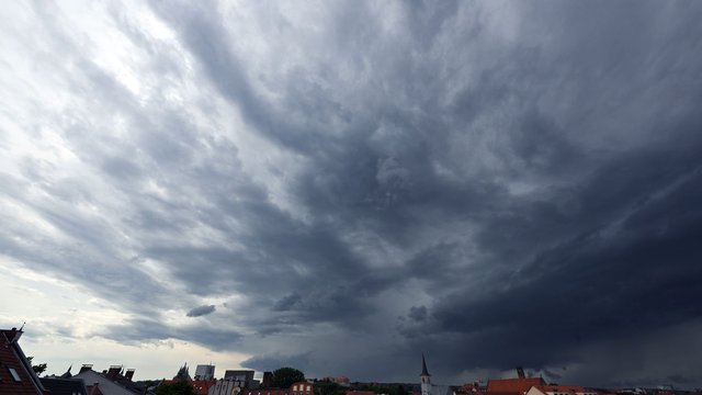 Wetter: Gewitter, Starkregen und Sturmböen in Thüringen