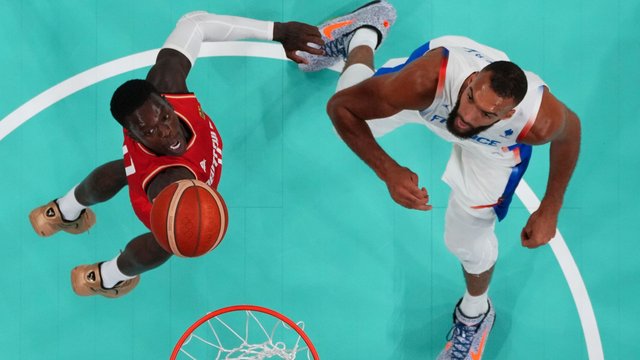 Gegen Gastgeber Frankreich: Basketball-Gala im Hexenkessel: Deutschland Gruppen-Erster