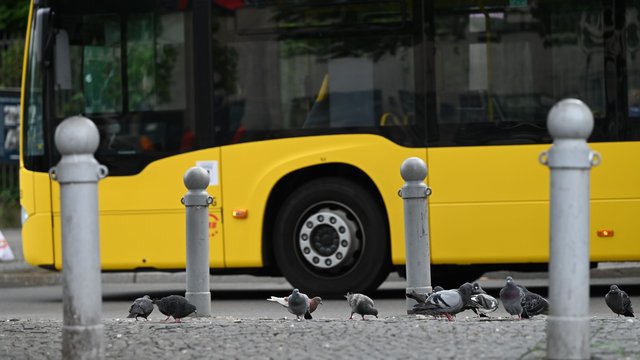 Kartenzahlung kommt: BVG schafft Barzahlung in Bussen ab