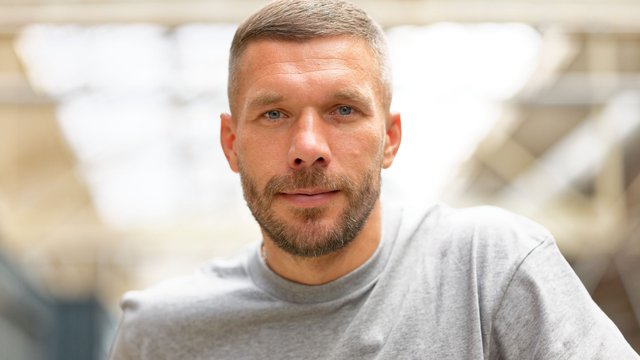 Ex-Nationalspieler: Lukas Podolski: «Die Deutschen meckern gerne»