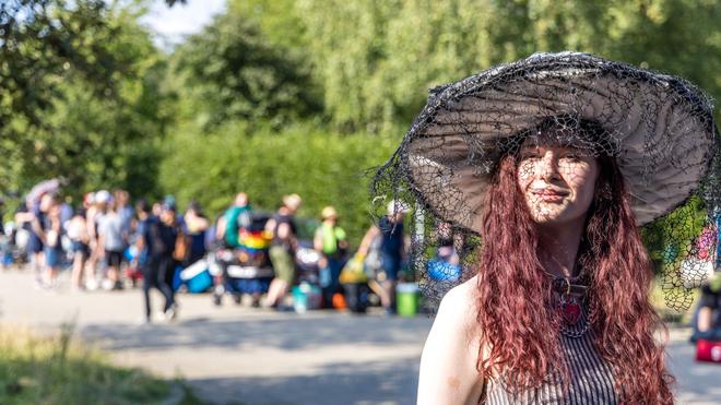 Fantasy-Szene: Magie und Elben - Fantasy-Fans feiern im Spreeauenpark ...