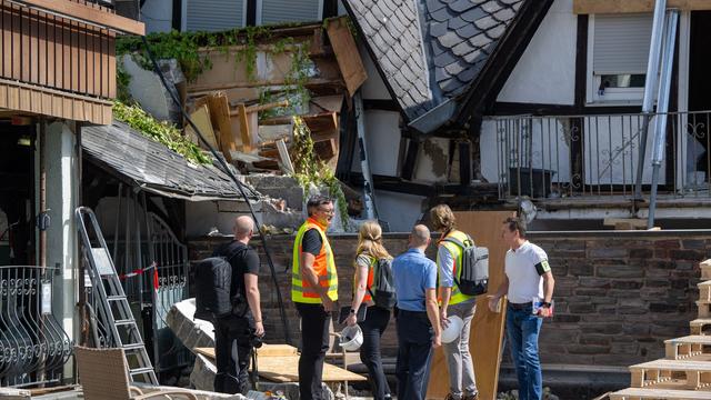 Unglück an der Mosel: Bergung von totem Mann nach Hotel-Einsturz zieht sich hin