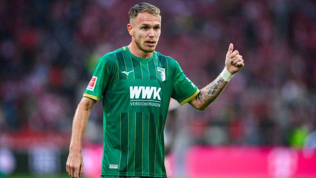 Fußball-Bundesliga: Augsburg verleiht Offensivspieler Cardona erneut